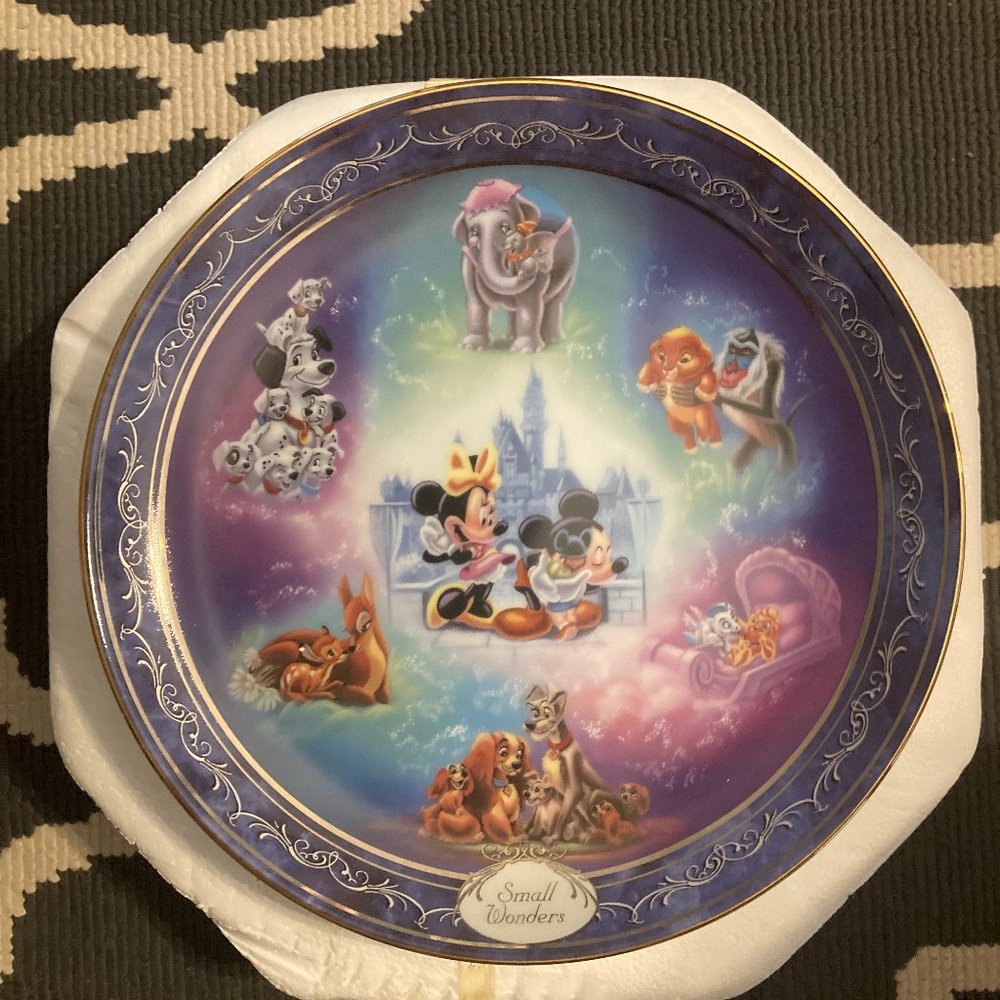 Disney Bradford Exchange Plate "Small Wonders"